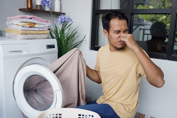 7 Reasons and Solutions for When Your Gas Dryer Smells Like Gas
